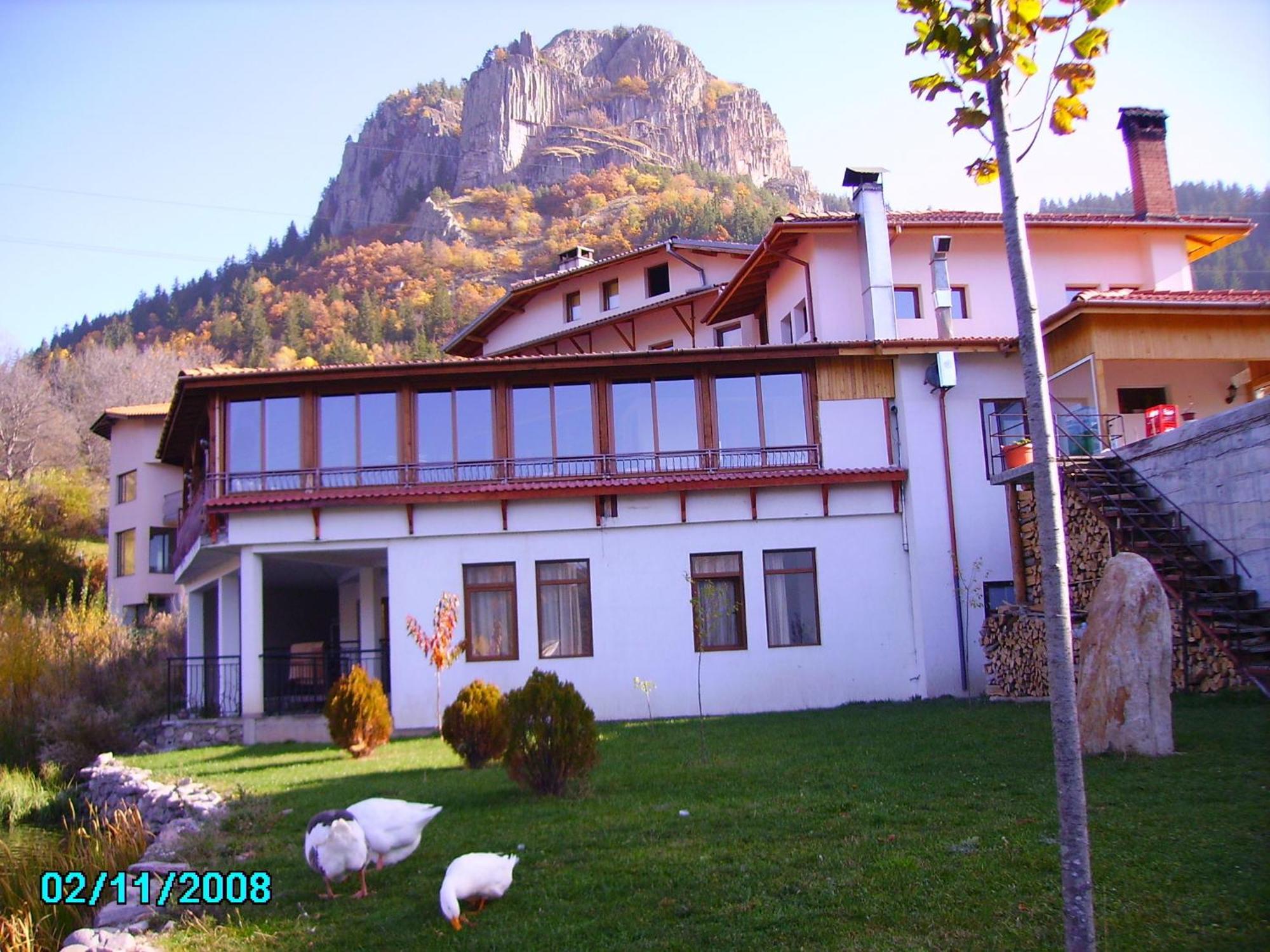 Ribkata Family Hotel Smolyan Exterior foto